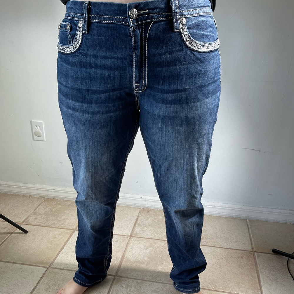 Miss Me straight leg blue jeans size 34